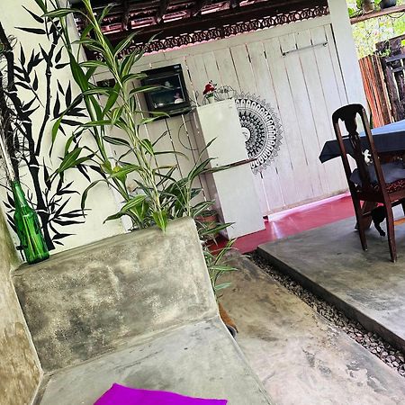 Venora Hiriketiya Bed & Breakfast Dikwella Bagian luar foto