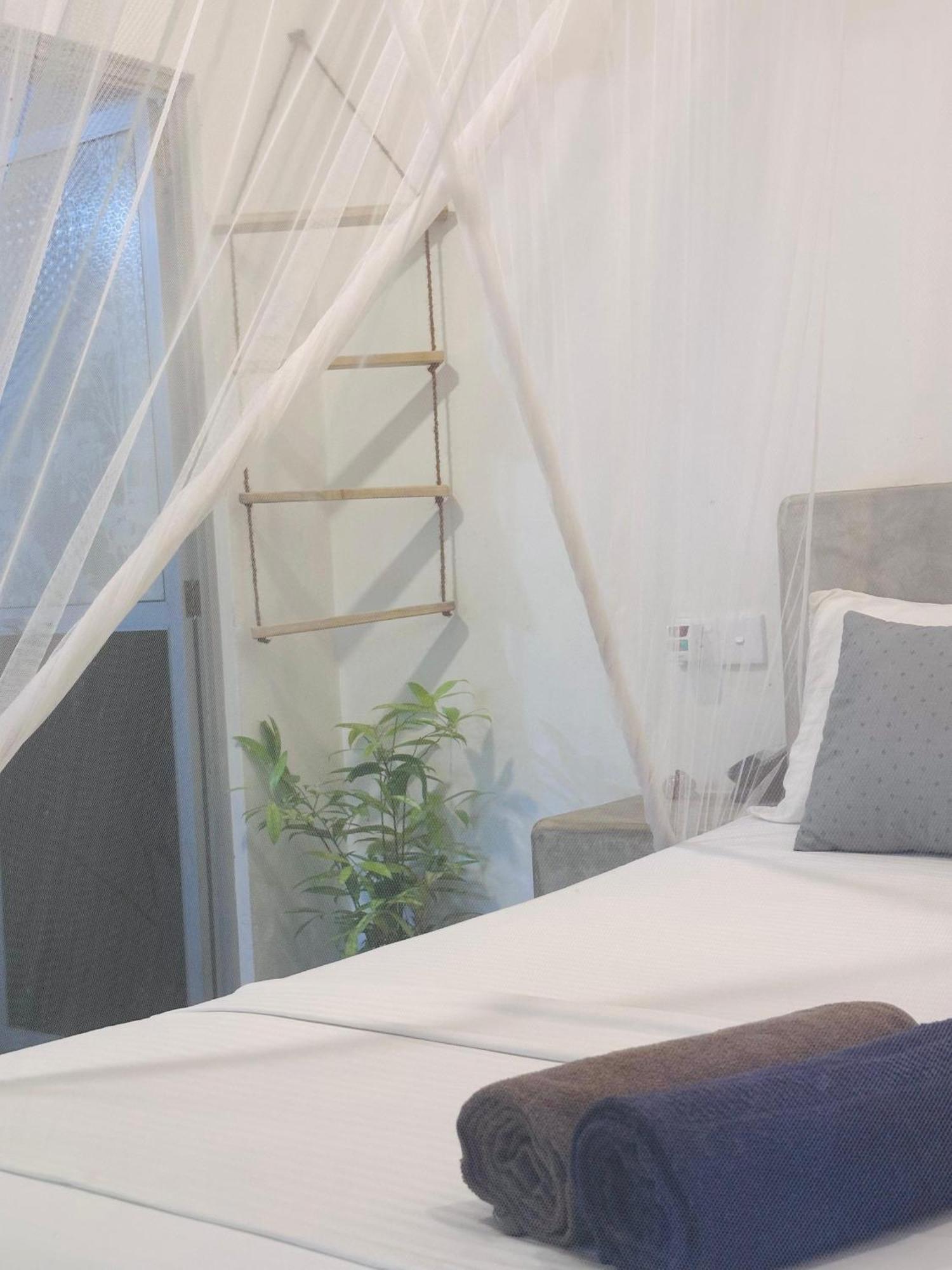 Venora Hiriketiya Bed & Breakfast Dikwella Bagian luar foto