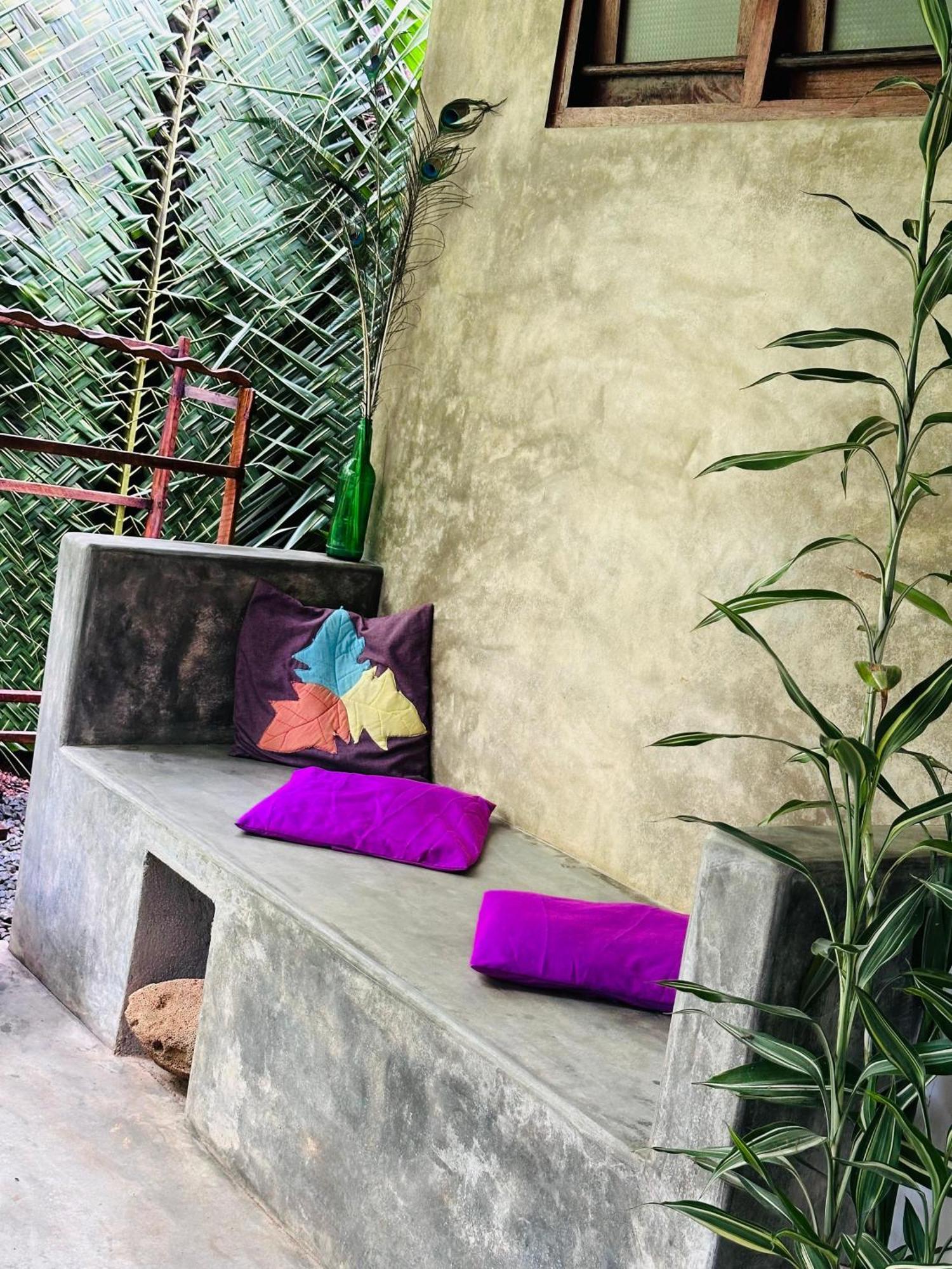 Venora Hiriketiya Bed & Breakfast Dikwella Bagian luar foto
